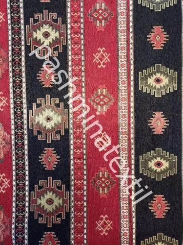 Kilim, Piros-Fekete csíkos