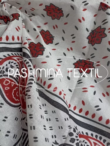 Afrikai Pamut - Fehér alapon piros paisley - virág mintás