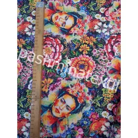 Dekor Vászon - Virágos alapon Frida Chalo