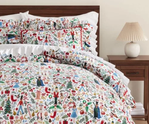 Pamutvászon - Diótörö minta - fehér alapon