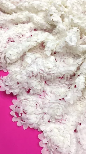 “Rózsakert” 3D csipkestruktúra