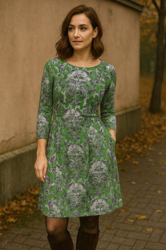 Gyapjú jersey - Önmagában mintás zöld alapon kék barokk mintás 