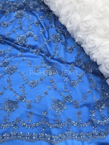 Kék hímzett gyöngyös - tüll csipke