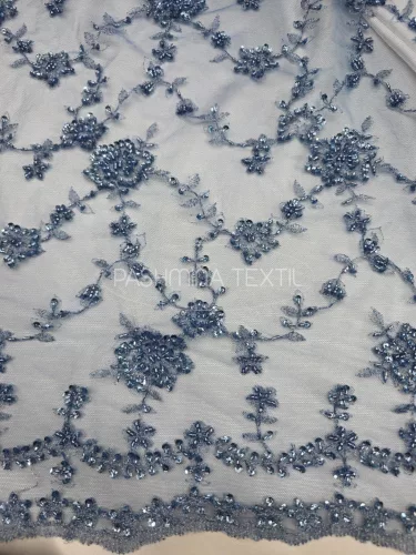 Kék hímzett gyöngyös - tüll csipke