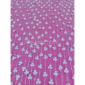 Csíkos gyöngyös-kisvirágos tüllcsipke - Ivory