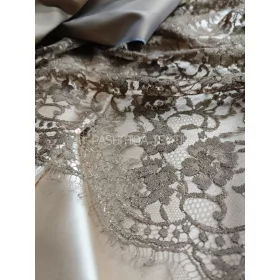 Barna - arany fémszálas csipke