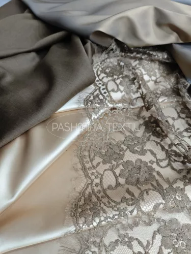 Barna - arany fémszálas csipke