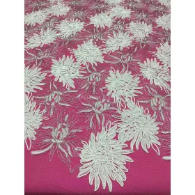 Lamészálas hímzett, zsinóros csipke ivory