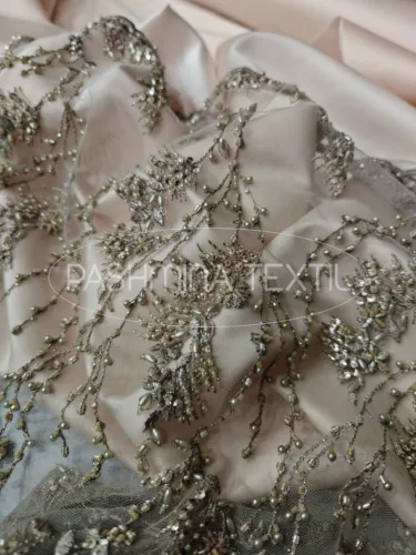 Francia - Mélypúder gyöngyös csipke