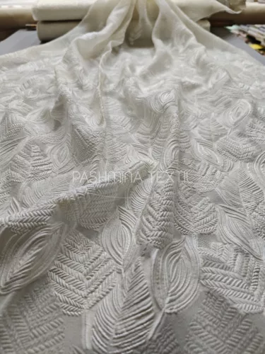 Hernyóselyem organza kloké menyasszonyi méteráru - Ivory (3 Panel)