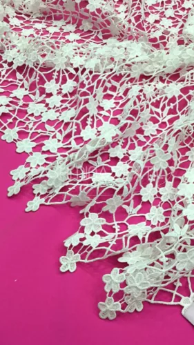 Kisvirágos ágas légcsipke - Ivory