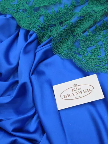 Emeráld zöld zsinóros csipke