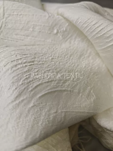 Exclusive modern brokát - Ivory