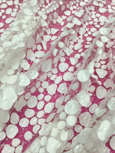 3D szirmok hímzett flitteres tüllcspke