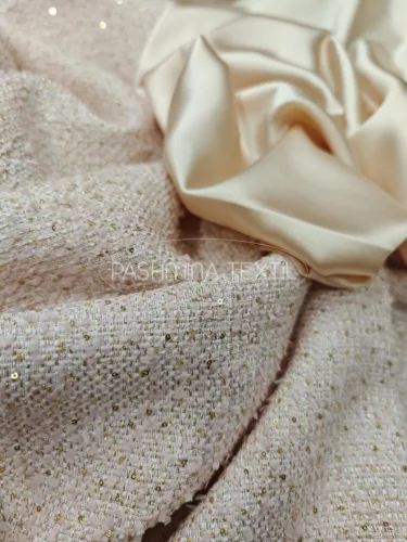 Chanel szövet hernyóselyem szaténnal