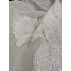 Exclusive nagy virágos hernyóselyem organza méteráru