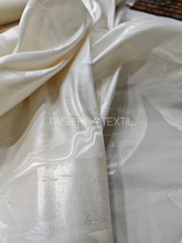 Exclusive Liquid brokát esküvői méteráru - Ivory