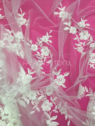 3D platina fémszálas tüllcsipke