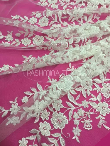 3D platina fémszálas tüllcsipke