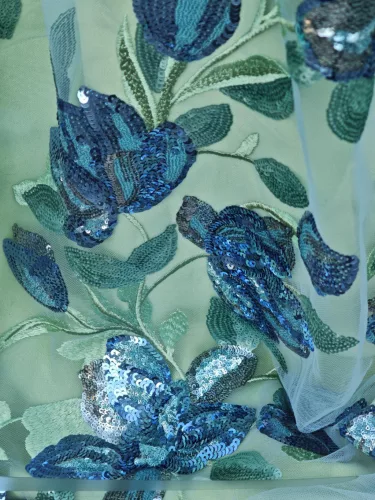 Spanyol hímzett flitterezett tüllcsipke-fahéj