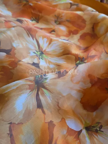 Narancssárga virágos - hernyóselyem organza