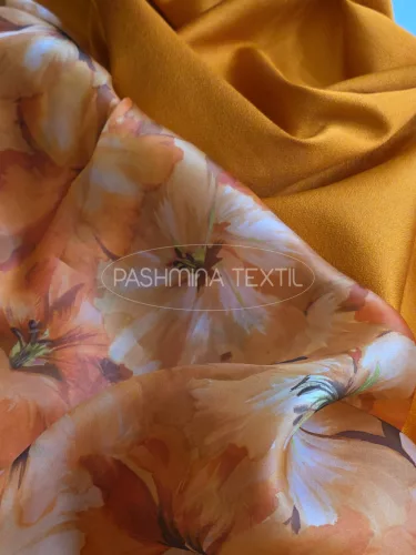 Narancssárga virágos - hernyóselyem organza