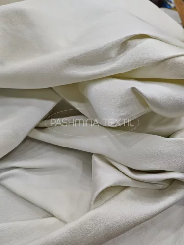 Selyem düsesz méteráru-Zsákszövésű- kétszínoldalas