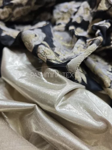 Arany rózsás - Brokát