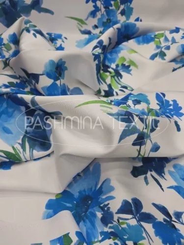 "Porcelán virágcsokrok" - selyem zibbelin- búzakék