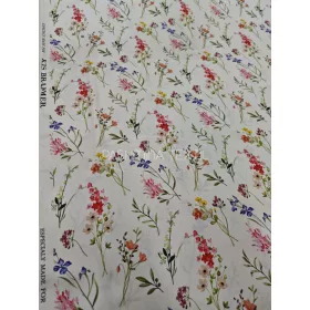 Hernyóselyem szatén - ivory virág mező