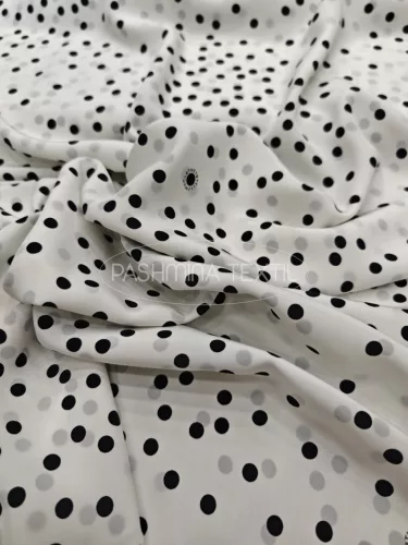 Stella MC Cartney - pettyes hernyóselyem kreppdesin 