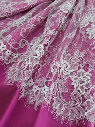 Francia zsinórozott hártyacsipke virág mintás 