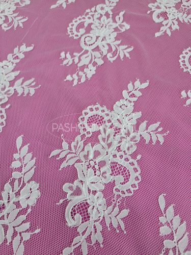 Francia zsinórozott hártyacsipke virág mintás  
