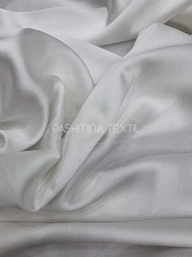 VEGÁN-Fényes viscose georgette nehézselyem "P"
