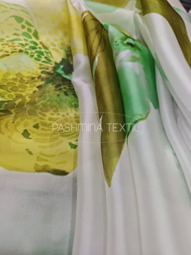 Hernyóselyem organza - natural green orchidea