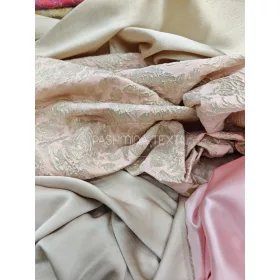 Rose - arany spanyol brokát