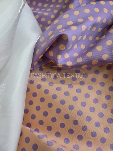 Düsesz kétszínoldalas - Lila-korall pettyes