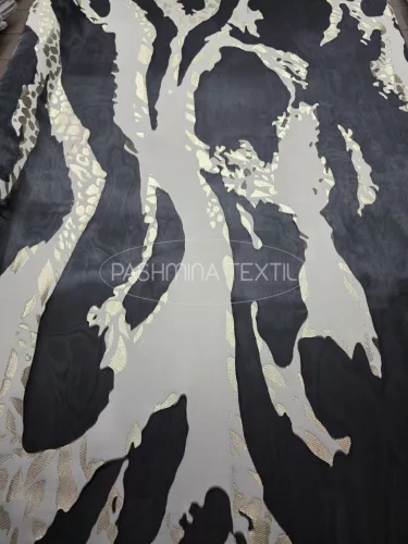 Arany-fekete -  Liquid düsesz