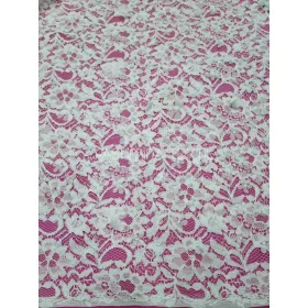 3D virágos csipke ivory