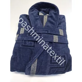 Sötét kék alapon, Versace Mintás