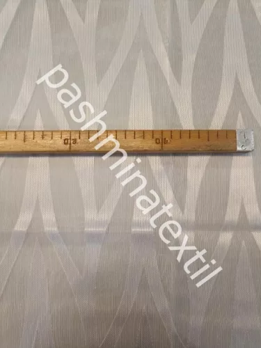 Fényáteresztő függöny, DILARA 300cm magas