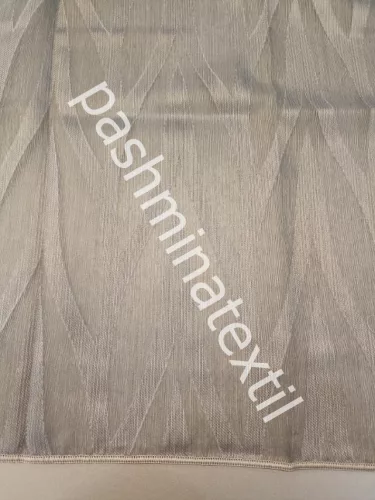 Fényáteresztő függöny, DILARA 300cm magas