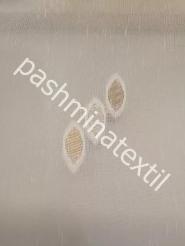 Fényáteresztő függöny, HANGA 220cm magas