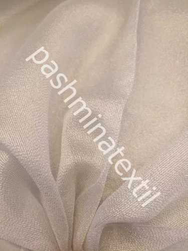 Fényáteresztő függöny, LINETT 320cm magas