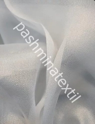 Fényáteresztő függöny, LINETT 320cm magas