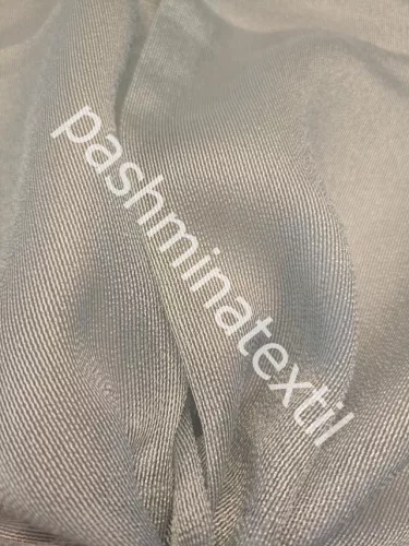 Fényáteresztő függöny, LINETT 320cm magas