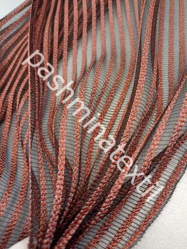 Fényáteresztő függöny, NICOLE 305cm magas