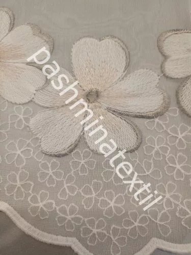 Fényáteresztő függöny, SZUMIDA 290cm magas